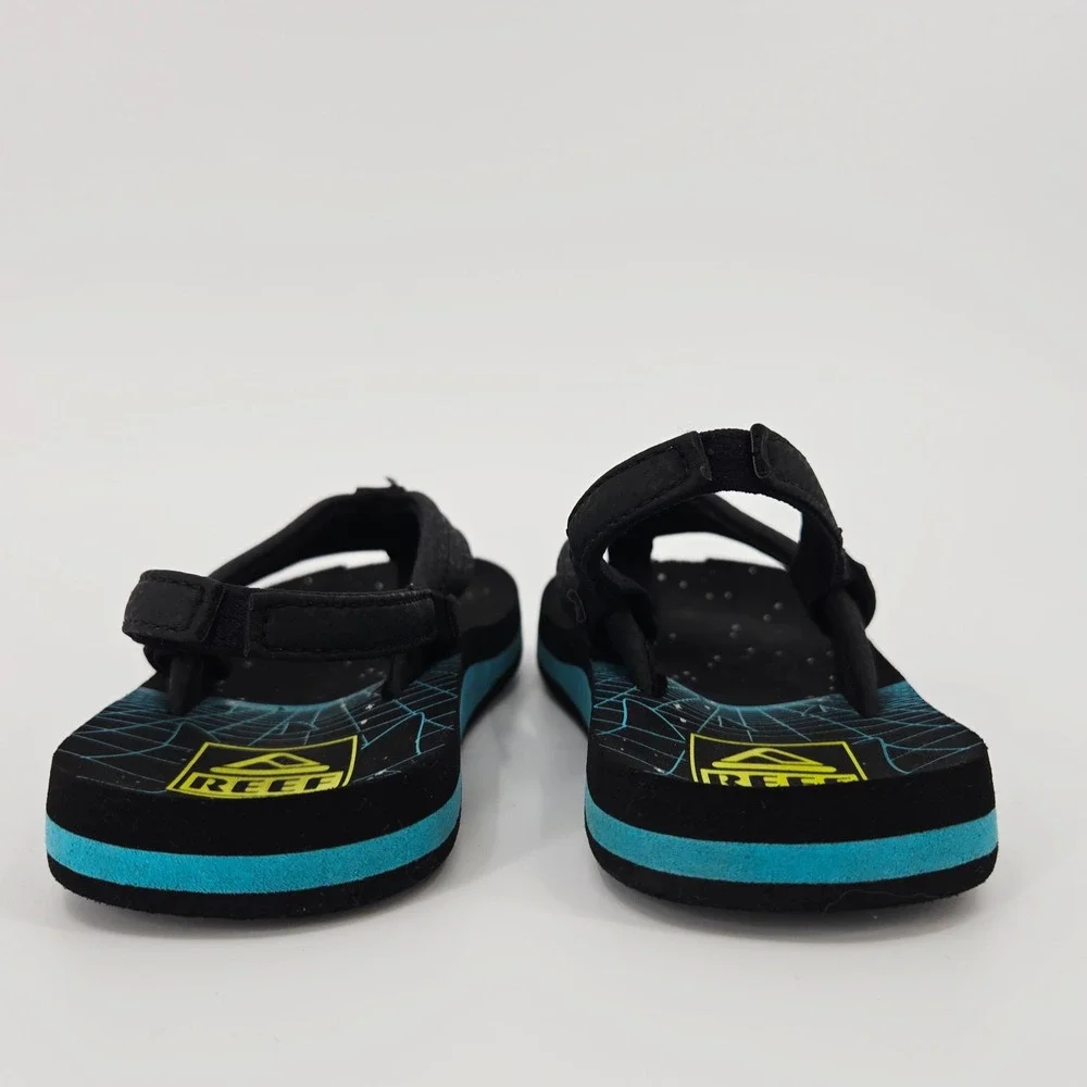 Reef Kids Ahi Sharkade Black Teal‎ Galaxy Flip Flop Sandals Size 9